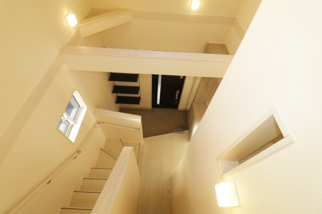 郡山市大槻町字針生　　　1号棟　　　開成小学校、郡山１中学区の洋室