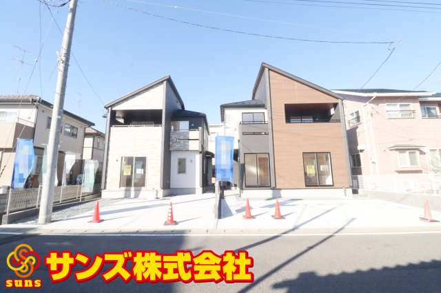 郡山市大槻町字針生　　　1号棟　　　開成小学校、郡山１中学区の外観|南西側から見た区画全体♪