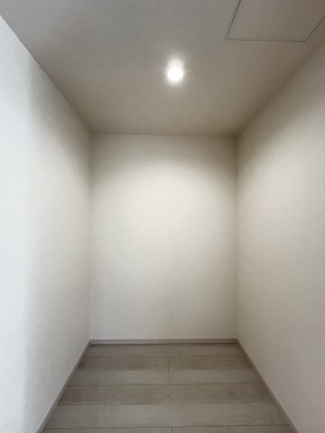 北葛城郡広陵町萱野3期の収納|大きなスペースがあり、収納には困りません