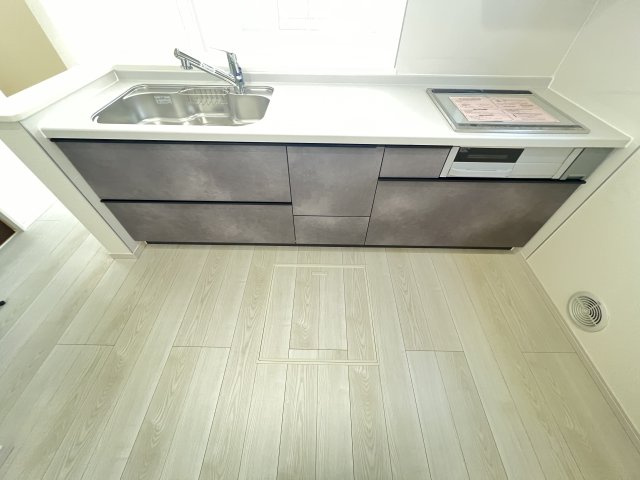 北葛城郡広陵町萱野3期のキッチン|使い勝手と見た目を両立した上質なキッチンです