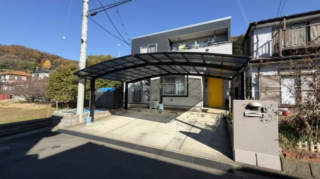 【前面道路含む現地写真】 | 秦野市曽屋　中古戸建