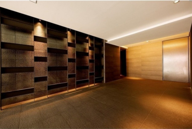 パークフラッツ中目黒　ペット相談　トランクルーム　南向きのロビー