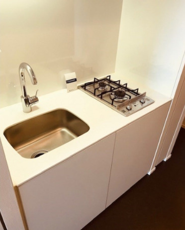 パークフラッツ中目黒　ペット相談　トランクルーム　南向きのキッチン