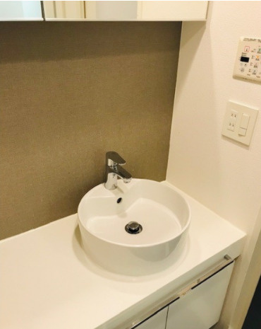 パークフラッツ中目黒　ペット相談　トランクルーム　南向きの洗面所