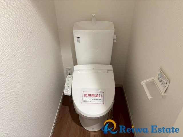 新築戸建　茅ヶ崎市東海岸北5丁目のトイレ|いつでも快適・清潔に保てるシャワートイレ。