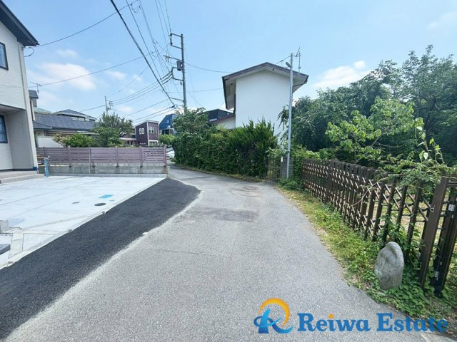 新築戸建　茅ヶ崎市東海岸北5丁目の前面道路含む現地写真|周辺は閑静な住宅街で子育て世帯にオススメです☆彡
