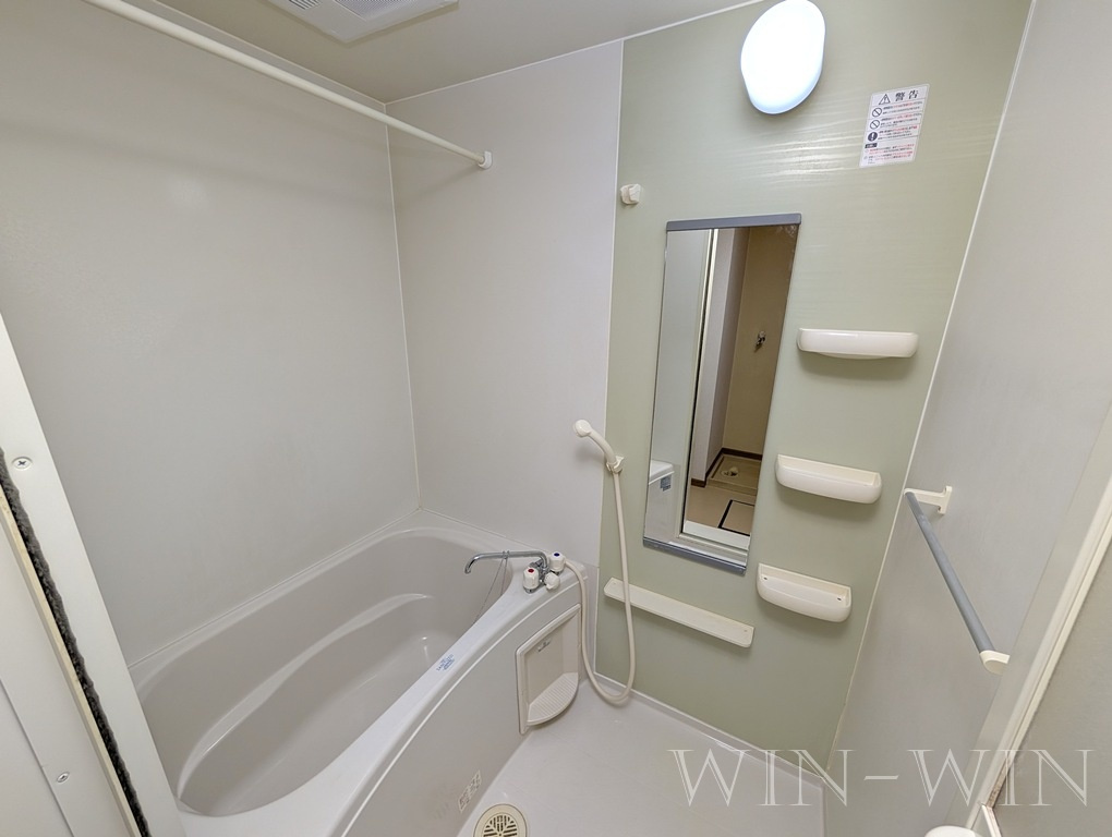 フロラシオン 草間の浴室