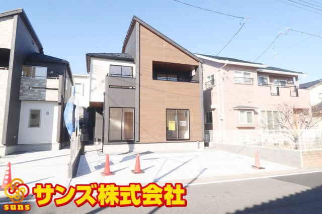 郡山市大槻町字針生　　　２号棟　　　開成小学校、郡山１中学区の外観|南西側から見た駐車場を含む外観