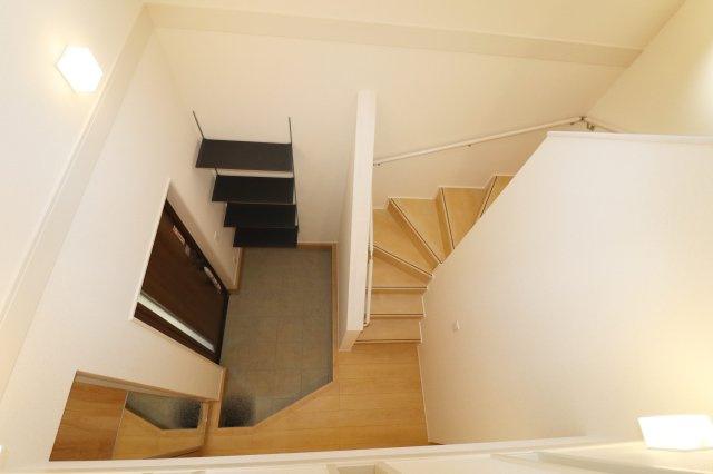 郡山市大槻町字針生　　　２号棟　　　開成小学校、郡山１中学区の内装