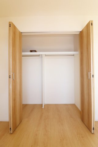 郡山市大槻町字針生　　　２号棟　　　開成小学校、郡山１中学区の収納