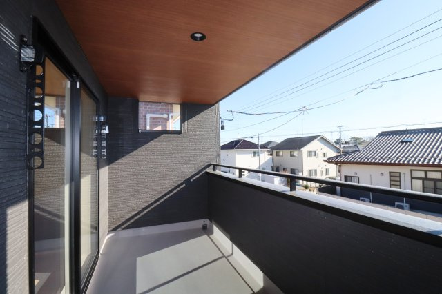 郡山市大槻町字針生　　　２号棟　　　開成小学校、郡山１中学区のバルコニー