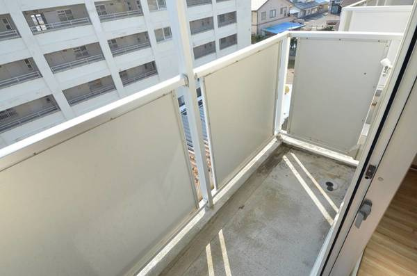 ビレッジハウス宇ノ気1号棟のバルコニー|ビレッジハウスの同一物件・同一タイプの間取りの写真です