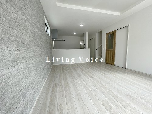【居間・リビング】 | 【仲介手数料０円】座間市緑ヶ丘5期　新築一戸建て | 座間市緑ヶ丘5期　新築一戸建て