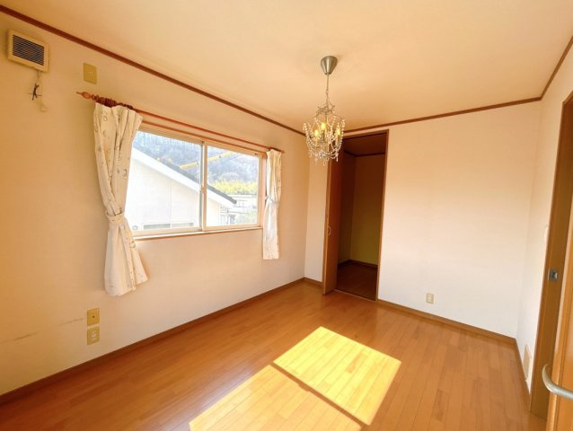 住吉　売中古住宅の洋室