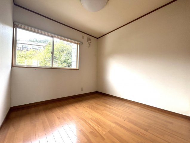 住吉　売中古住宅の洋室