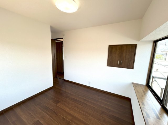 上田原　売中古住宅の洋室