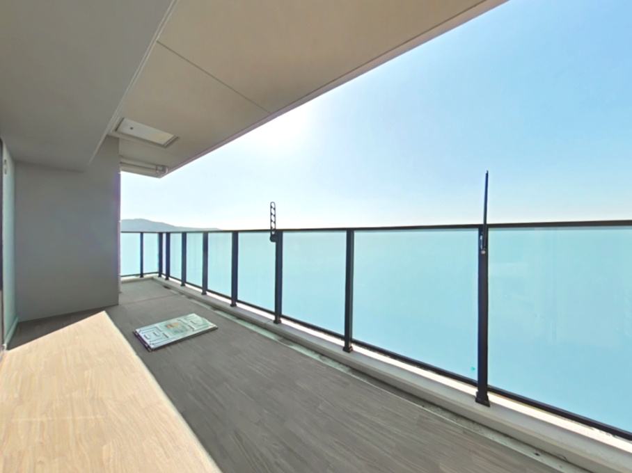 ファボルさい百間川のバルコニー|広々としたバルコニーです。是非現地でご体感ください♪