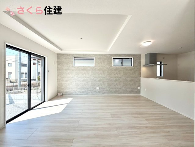 ーLIGARE－宇都宮市さつき6期　1号棟の居間・リビング|広々18帖LDLは南向きで日当たり良好。ゆったりとした時間の流れる開放的なくつろぎの空間