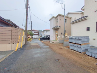 【前面道路含む現地写真】 | 東久留米中央町1丁目　全2棟　B号棟 | 東久留米中央町1丁目　全2棟　B号棟