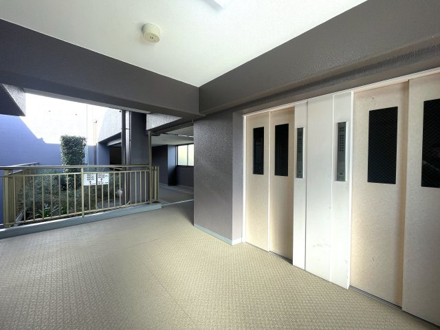 陽当たり？眺望？コレでダメならどうすりゃいいの！？な、最上階の『コスモ横浜和田町ヒルズ』リノベーションのその他共用部分