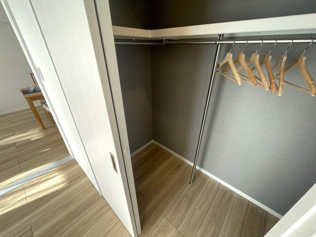 陽当たり？眺望？コレでダメならどうすりゃいいの！？な、最上階の『コスモ横浜和田町ヒルズ』リノベーションの収納|大きなものも収納できそうです