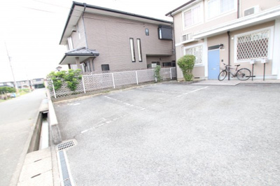 【駐車場】 | プリマベーラ