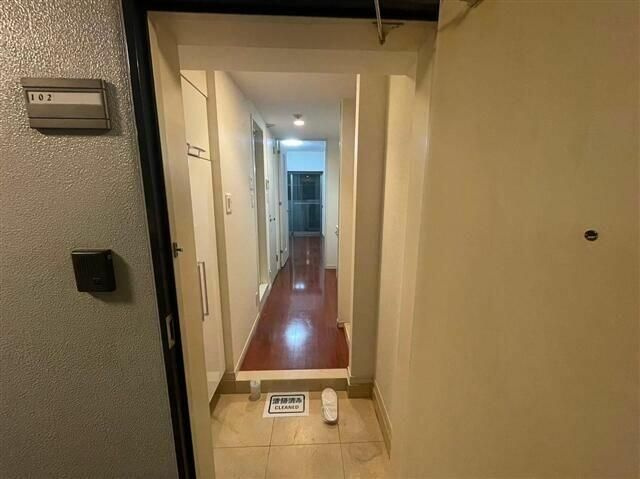 ラグジュアリーアパートメントデュオ神楽坂の玄関