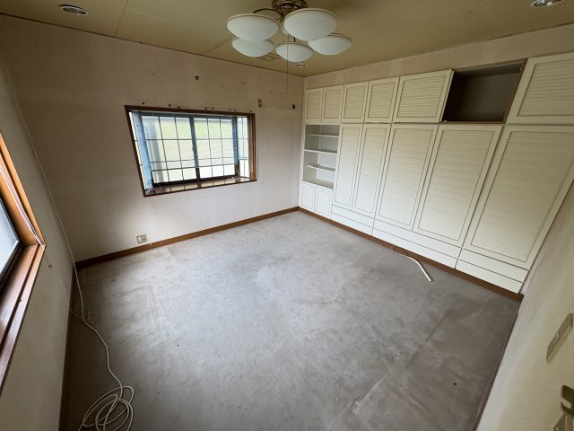 有馬孫七戸建の寝室
