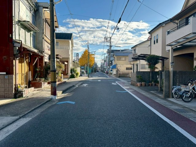 長岡１丁目　建築条件無し土地の前面道路含む現地写真|【前道】