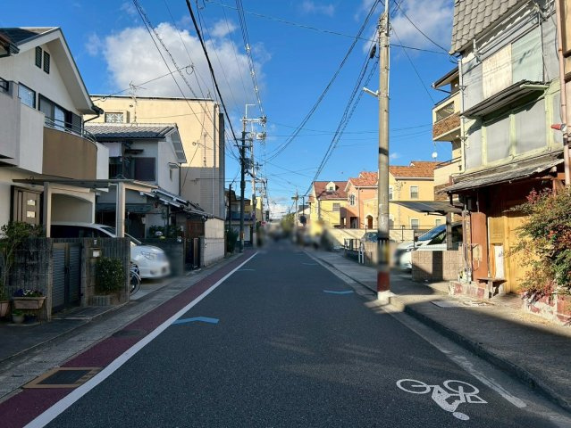 長岡１丁目　建築条件無し土地の前面道路含む現地写真|【前道】