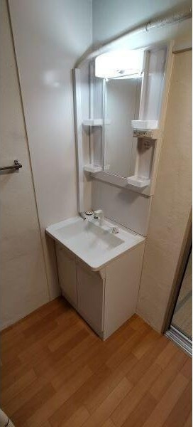 江端町ペット可テラスの洗面所