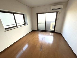 【居間・リビング】 | アーバンコート二軒屋