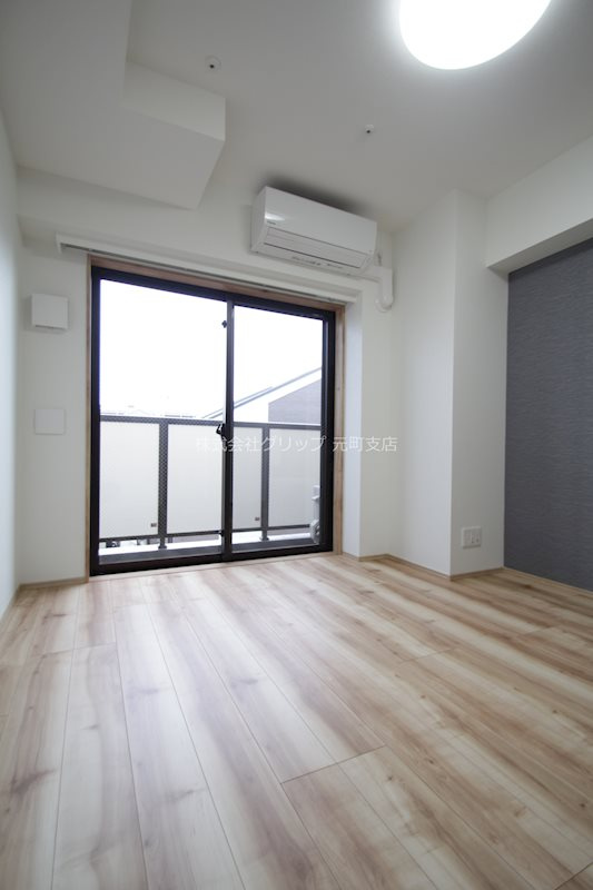 スクエアシティ横浜鶴見の洋室