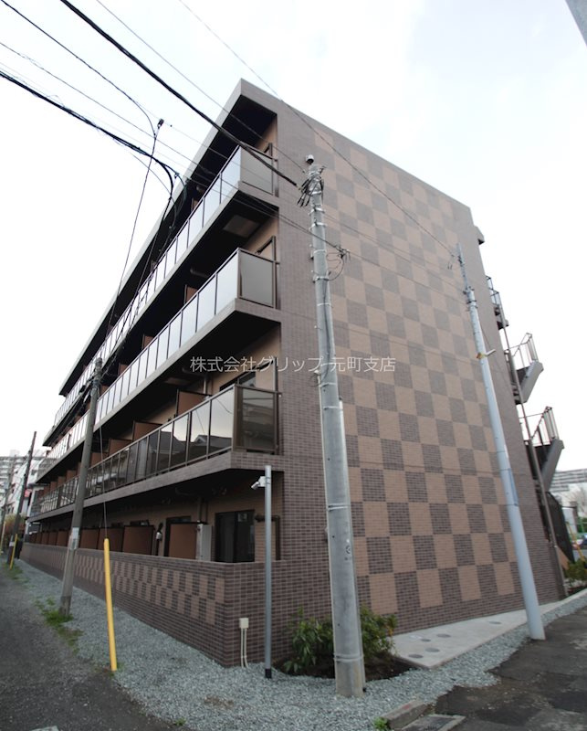 スクエアシティ横浜鶴見の外観