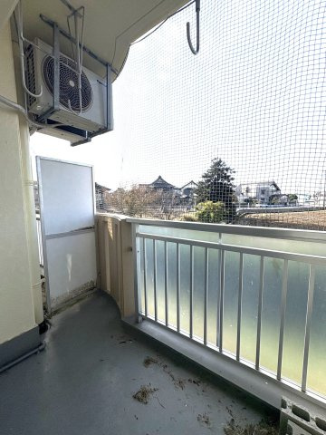 メゾン鳴鹿2番館のバルコニー