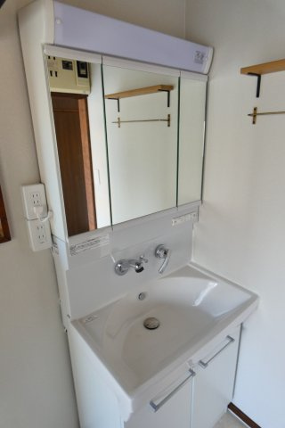 【独立洗面台】