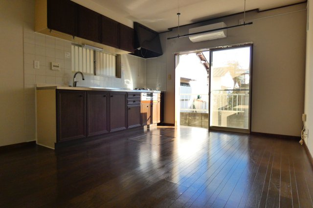 【居間・リビング】