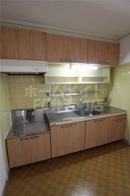 【キッチン】 | メゾンロイヤル | 使いやすいキッチンです