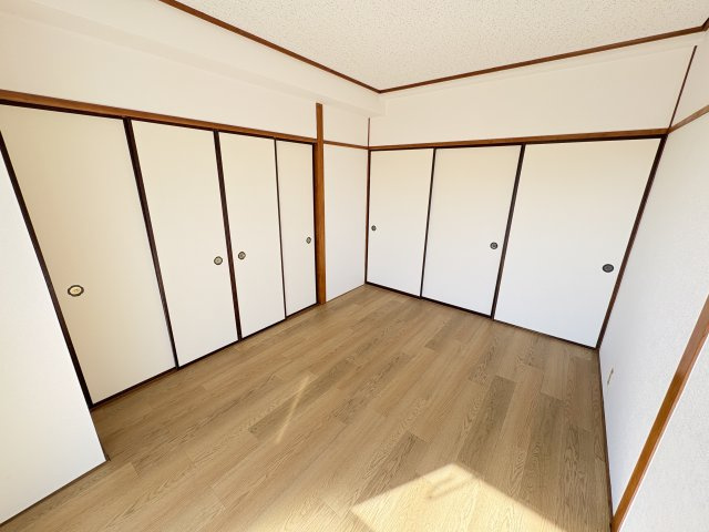 日の丸ビルの洋室|写真はイメージです。
色仕様は現状優先となります
