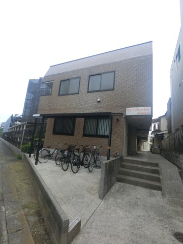 ストークシャトルINAGAKIのエントランス
