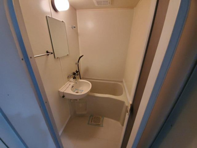 【浴室】 | アザリア野中町 | 日々の暮らしに欠かせないお風呂です