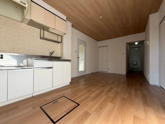 【居間・リビング】