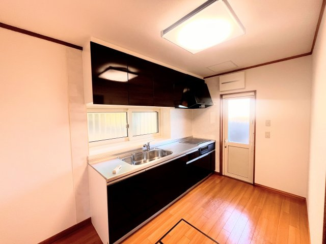 名取市ゆりが丘3丁目のキッチン