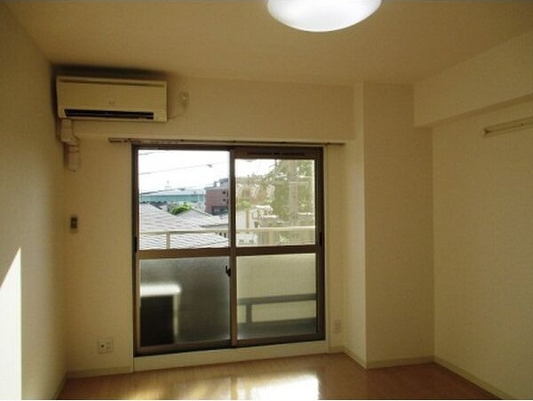 willDo日比野の居間・リビング|こちらのリビングで趣味の時間をお楽しみください