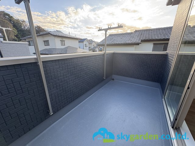 鎌倉市手広5期　新築戸建　全3棟1号棟　のバルコニー|広いバルコニー