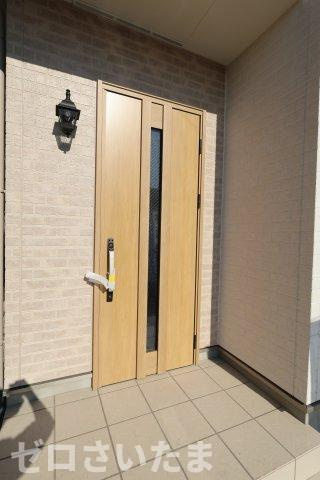 《仲介手数料無料》西区大字佐知川412-1新築一戸建てハートフルタウンの玄関