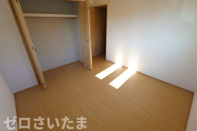 《仲介手数料無料》西区大字佐知川412-1新築一戸建てハートフルタウンの洋室