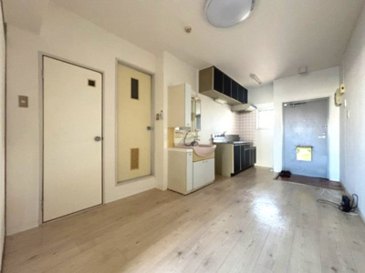 【居間・リビング】 | ロイヤルクレイン佐古