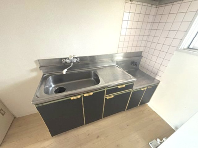 【キッチン】 | ロイヤルクレイン佐古