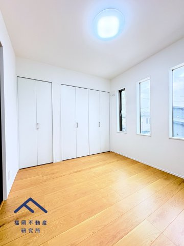 西区野方４丁目　7号地の洋室